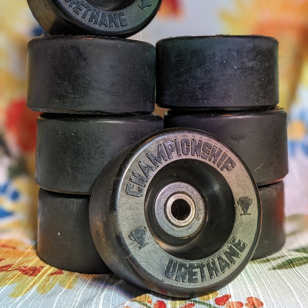 Vintage Championship Urethane Black Roller Skate Wheels (8)